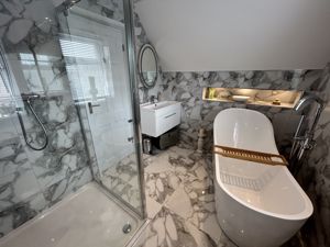 Photo 28- click for photo gallery